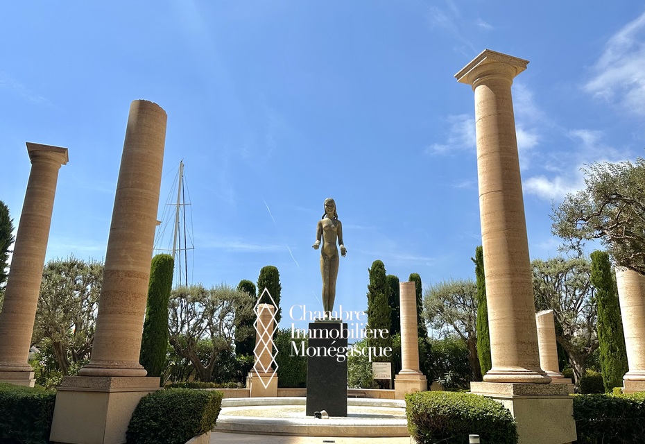 BORD DE MER ENSOLEILLÉ - 2 LITS AVEC VUE MAGNIFIQUE