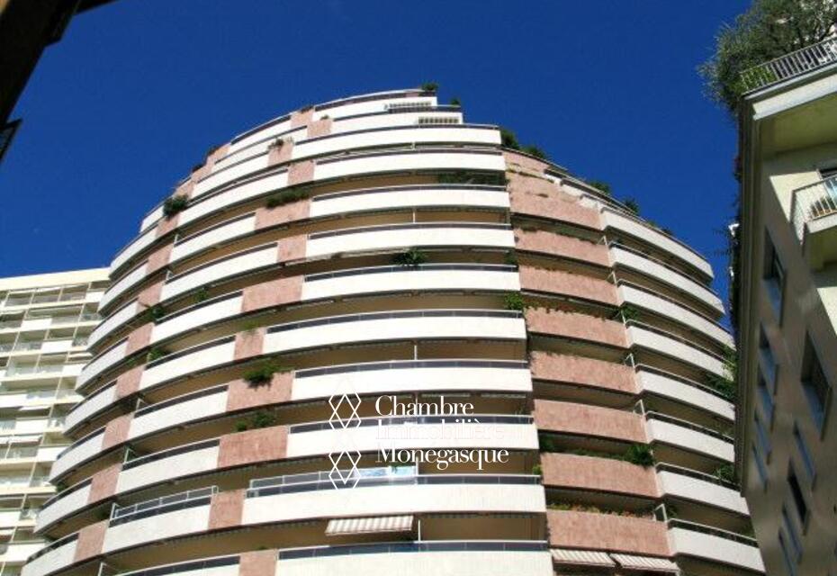 Patio Palace | Parking