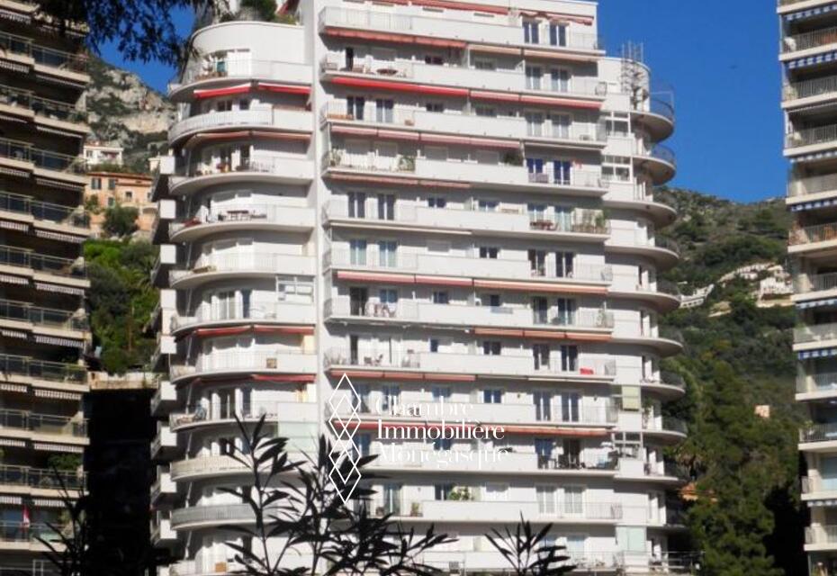 CAVE A LOUER RESIDENCE AUTEUIL