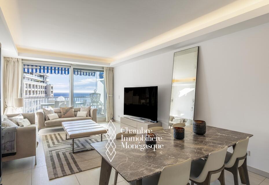 Golden square | 3-bedroom apartment | Seaview