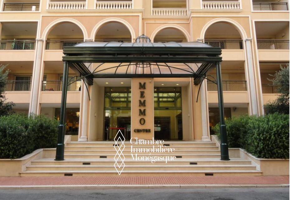 Incroyable penthouse avec piscine privative dans une prestigieuse résidence de Fontvieille