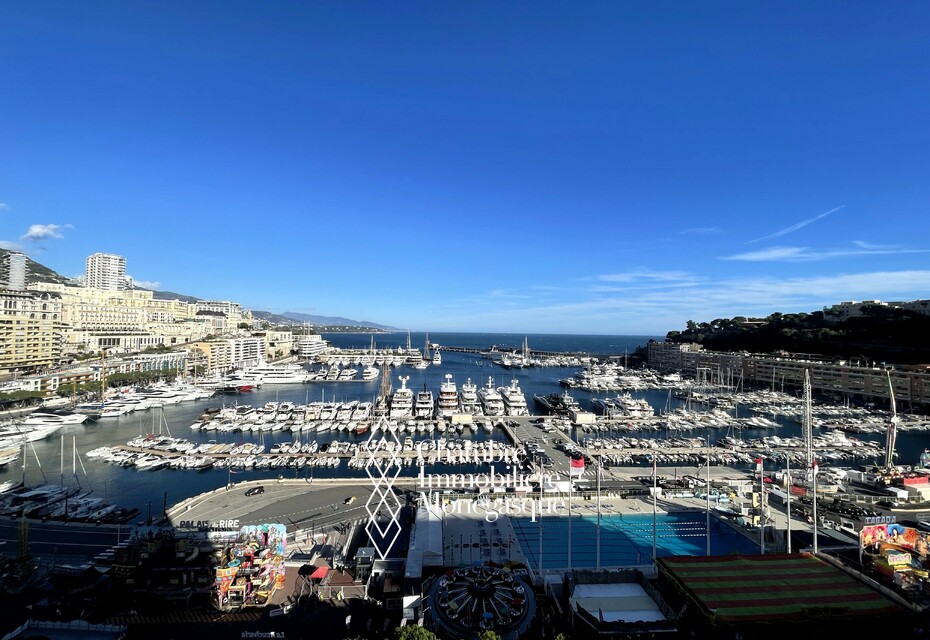 2 pièces en étage élevé avec vue mer sur le Port au Palais Héraclès