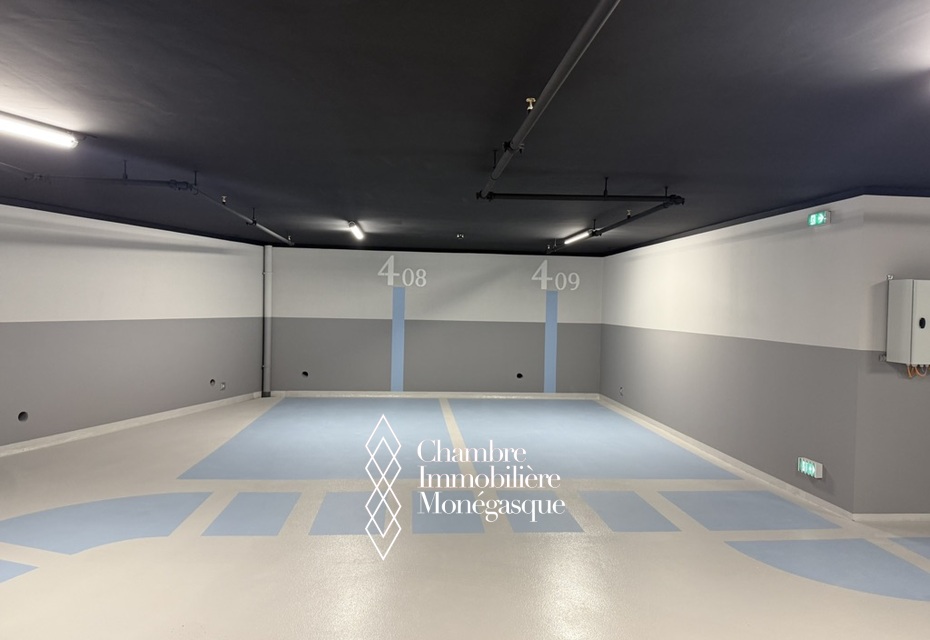 Très beau parking dans immeuble neuf !