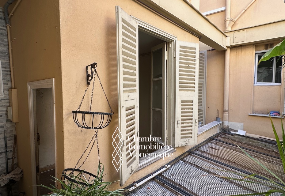 CONDAMINE : 1 PIÈCE À RÉNOVER – FORT POTENTIEL